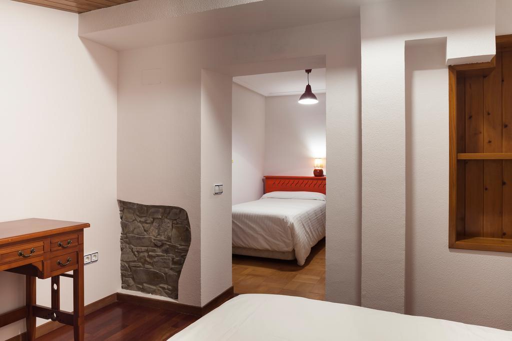 Hotel Restaurante Cabo Vidio Oviñana الغرفة الصورة