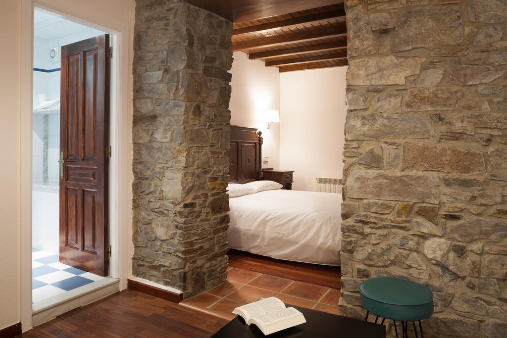 Hotel Restaurante Cabo Vidio Oviñana الغرفة الصورة